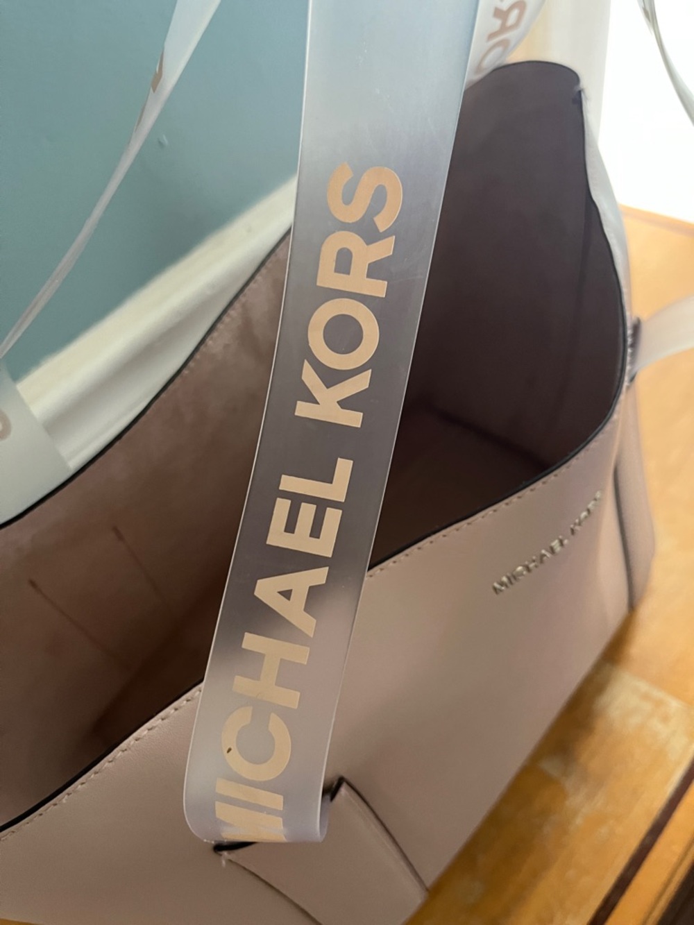 Michael Kors Pale Pink Tote with Logo Ribbon Handles - Picture 5 of 7